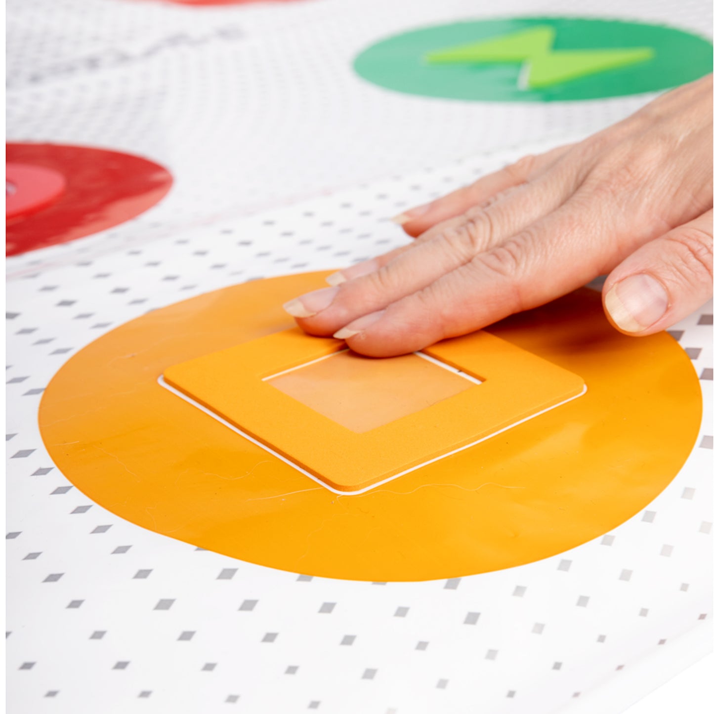 Игра настольная для детей и взрослых "TwistBattle" (TomToyer), (поле 1,2 х1,48 м)