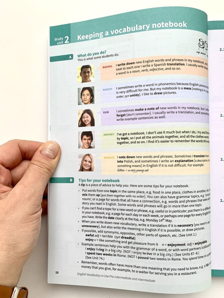 English Vocabulary in Use Pre-intermediate and Intermediate Book with answers and enhanced ebook