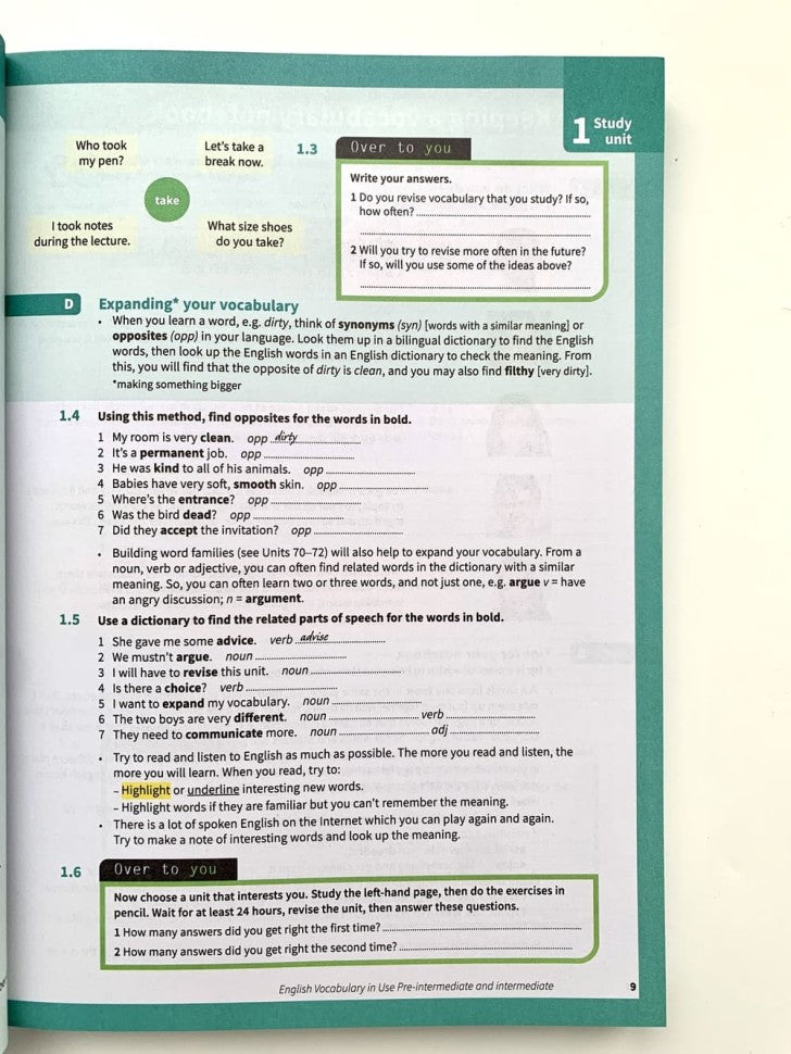 English Vocabulary in Use Pre-intermediate and Intermediate Book with answers and enhanced ebook